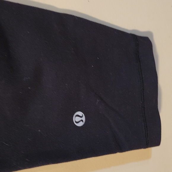 Lululemon leggings xs - Picture 3 of 5